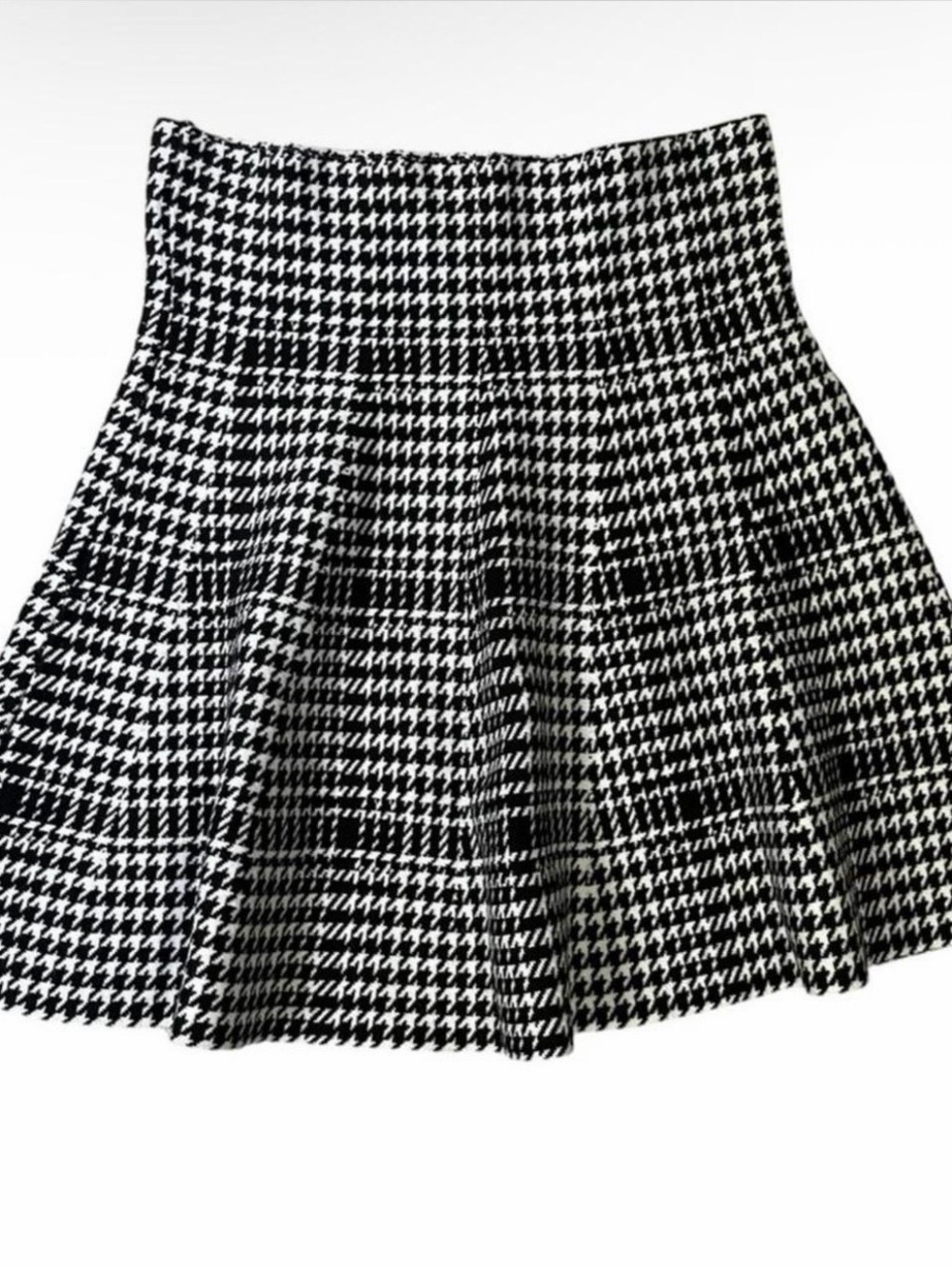 High Waist Pleated Mini Skirt Women’s Size PL Black and White Houndstooth